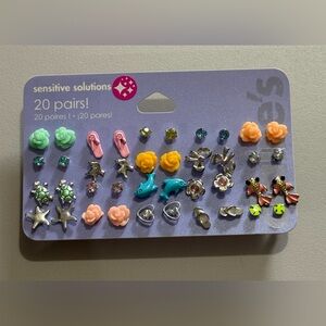 NWT Kids Colorful Earring Set - 20 Pairs